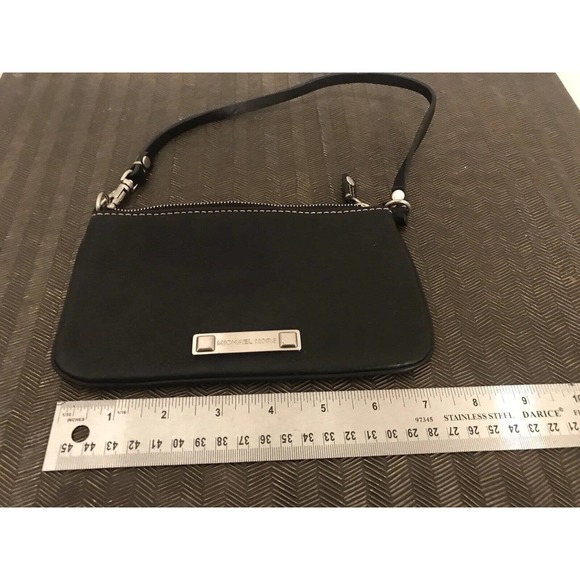 MICHAEL KORS Black Leather Wristlet, Silver Zip, Small Clutch Pouch - Picture 15 of 16